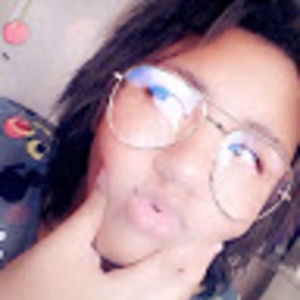 Meet your Posher, Nina